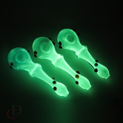 GLASS PIPE GLOW IN DARK GP1053 1CT